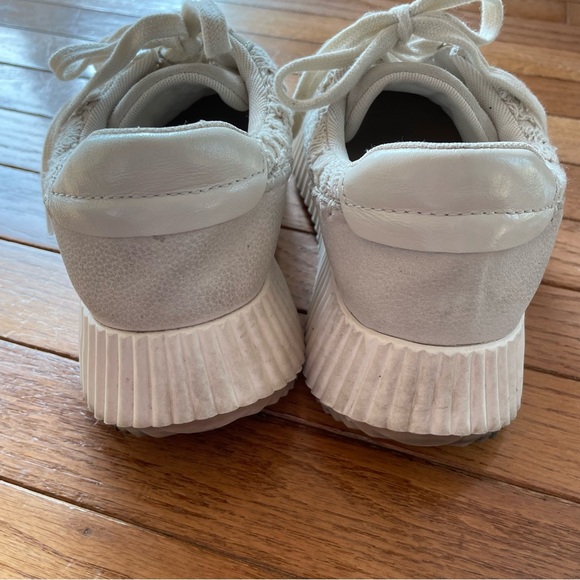 Dolce Vita Dolen Sneakers in Ecru Lace Size 8.5 Women's Beige Lace Sneakers - Picture 9 of 13